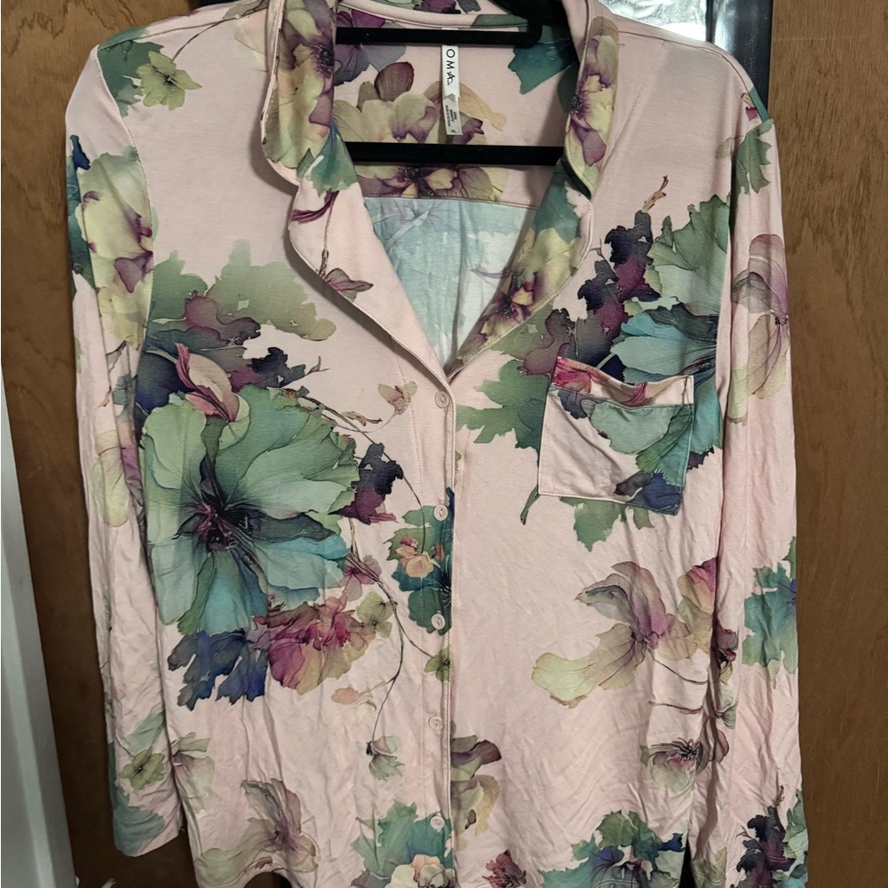 Women’s button up sleep shirt